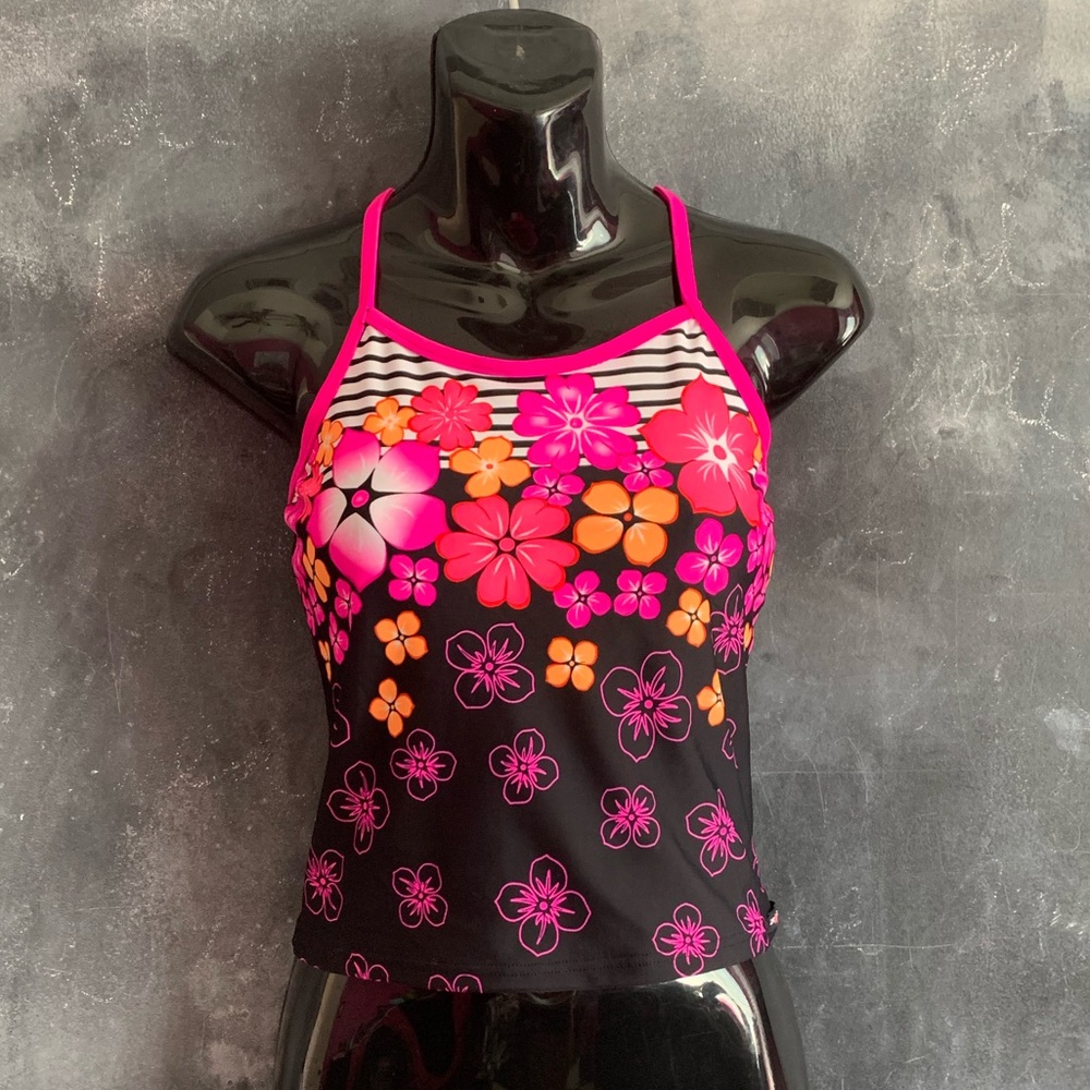 Never Worn‼️Vibrant Bathing Suit Top
